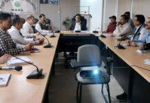 धौलास-आमवाला आवासीय योजनाओं को मिली नई गति, मार्च 2026 तक लक्ष्य पूर्ण करने के आदेश