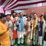 मुख्यमंत्री धामी पटना में नवनिर्वाचित सरकार के शपथ ग्रहण समारोह में हुए सम्मिलित