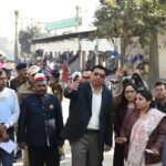 आईएसबीटी निकासी गेट पर बने निर्माण ध्वस्त; चौकी शिफ्ट करने के निर्देश