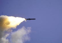 बंगाल की खाड़ी में ब्रह्मोस की गर्जना; सटीक निशाने के साथ गाइडिंग और कंट्रोल सिस्टम का घातक प्रदर्शन