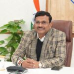 मुख्य सचिव ने प्रधानमंत्री द्वारा राज्य में शिलान्यास की गयी परियोजनाओं की प्रगति की समीक्षा की