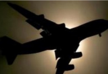 बर्फीले तूफान में टेकऑफ के दौरान विमान हादसे का शिकार, आठ सवार में सात की मौत