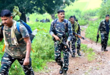 छत्तीसगढ़ में 14 माओवादी ढेर, 75 लाख के इनामी देवा का 21 साथियों के साथ समर्पण