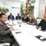 मुख्य निर्वाचन अधिकारी ने की राजनीतिक दलों के साथ बैठक