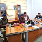 चारधाम यात्रा की तैयारियाँ तेजः गढ़वाल आयुक्त ने स्टेकहोल्डर्स संग की अहम बैठक