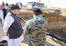 गृह मंत्री शाह ने किया 242 करोड़ रुपये की परियोजनाओं का शिलान्यास, अग्रिम चौकी पर जवानों के साथ भोजन