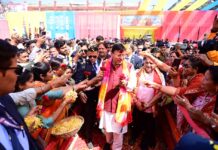 काशीपुर रंगोत्सव होली मिलन समारोह में शामिल हुए मुख्यमंत्री पुष्कर सिंह धामी