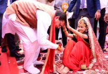 मुख्यमंत्री ने सामूहिक कन्या पूजन कार्यक्रम में किया प्रतिभाग