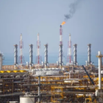 ईरानी मिसाइलों के निशाने पर इजरायल के तेल भंडार, हाइफा में रिफाइनरियों पर हमला; बिजली गुल