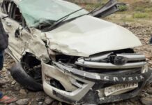 पिथौरागढ़ में कार गहरी खाई में गिरी, तीन लोगों की मौत, एक गंभीर रूप से घायल