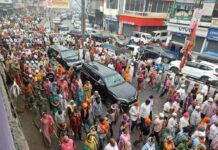 दून में महंत देवेन्द्र दास के सानिध्य में निकली भव्य नगर परिक्रमा