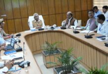 प्रदेश को आपदा प्रबंधन में सुदृढ़ बनाने की दिशा में कार्य करने के मंत्री ने दिए निर्देश