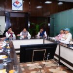 जनप्रतिनिधियों द्वारा उठाई गई समस्याओं को सर्वोच्च प्राथमिकता देते हुए उनका प्रभावी समाधान किया जाएः सीएम