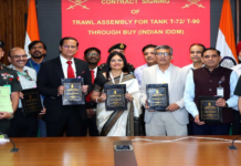 रक्षा मंत्रालय ने टी-72 और टी-90 टैंकों के लिए ट्रॉल सिस्टम की खरीद के लिए 975 करोड़ रुपये के अनुबंधों पर हस्ताक्षर किए