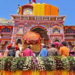 बदरीनाथ धाम पहुंची उद्धव व कुबेर जी की उत्सव डोलियाँ, कल खुलेंगे कपाट