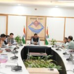 मुख्य सचिव ने ली चारधाम यात्रा की तैयारियों को लेकर बैठक