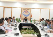 मुख्य सचिव ने ली चारधाम यात्रा की तैयारियों को लेकर बैठक