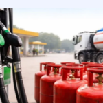 सरकार ने देश में पेट्रोल, डीजल और एलपीजी की पर्याप्त उपलब्धता का आश्वासन दिया