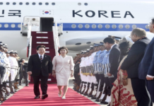 दक्षिण कोरिया के राष्ट्रपति ली जाए म्युंग तीन दिन की भारत यात्रा पर दिल्ली पहुंचे