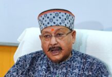 यात्री धामों की स्वच्छता का ध्यान रखेंः मंत्री सतपाल महाराज