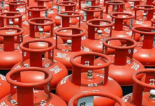 पश्चिम एशिया तनाव के बीच ईंधन आपूर्ति सुचारू, सरकार ने स्थिति नियंत्रण में बताई