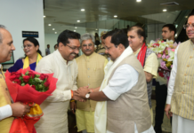  सीएम एवं प्रदेश अध्यक्ष के नेतृत्व में भाजपा ने किया राष्ट्रीय अध्यक्ष का भव्य अभिनंदन