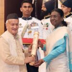 उत्तराखंड के पूर्व मुख्यमंत्री भगत सिंह कोश्यारी को लोक कार्य के लिए पद्मभूषण से किया गया सम्मानित