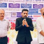 मतदाता सूची के विशेष पुनरीक्षण को जन आंदोलन बनाने की अपील, डीएम ने रवाना किए जागरूकता रथ