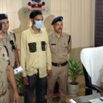 पुलिस थानों को बम से उड़ाने की धमकी देने वाला आरोपी गिरफ्तार