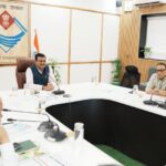 टिहरी लेक ग्लोबल डेस्टिनेशन को लेकर हुई हाई पॉवर कमेटी की बैठक, प्रोजेक्ट में ग्रीन एनर्जी को अधिकतम प्रयोग किया जाएः मुख्य सचिव