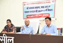 एसआईआर को सफल बनाने को मंडलायुक्त ने जनप्रतिनिधियों एवं राजनीतिक दलों के प्रतिनिधियों के साथ की बैठक