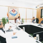 मुख्य सचिव की अध्यक्षता में हुई व्यय वित्त समिति की बैठक, विभिन्न विभागों के प्रस्तावों को संस्तुति प्रदान की गई