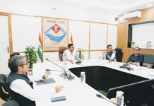 मुख्य सचिव की अध्यक्षता में हुई व्यय वित्त समिति की बैठक, विभिन्न विभागों के प्रस्तावों को संस्तुति प्रदान की गई