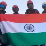 तीन एनसीसी कैडेटों ने माउंट देव टिब्बा में लहराया तिरंगा