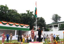 स्वतंत्रता दिवस पर मुख्य सचिव ने सुशासन, विकसित उत्तराखण्ड और हिमालय संरक्षण का लिया संकल्प