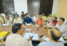 आयोग की पहल पर सफाई कर्मचारियों की समस्याओं के समाधान का खाका तैयार