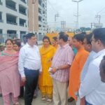 आढ़त बाजार के विकास कार्यों का विधायक विनोद चमोली और एमडीडीए उपाध्यक्ष बंशीधर तिवारी ने किया स्थलीय निरीक्षण