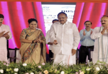 पूर्व उपराष्ट्रपति एम. वेंकैया नायडू ने तिमारपुर से 25 नई अटल कैंटीनों का उद्घाटन किया