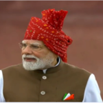 प्रधानमंत्री नरेंद्र मोदी ने लाल किले की प्राचीर से राष्ट्रीय ध्वज फहराया; नागरिकों से आत्मनिर्भर भारत के लिए बड़े सपने देखने का आग्रह किया
