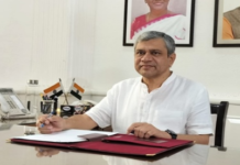 व्यस्ततम रेल लाइनों को चार लेन में बदलने की दिशा में काम किया जा रहा है: रेल मंत्री अश्विनी वैष्णव